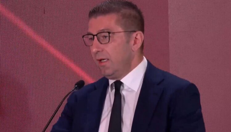 Mickoski: Pas mandatit si kryeministër do t’i rikthehem profesionit të profesorit