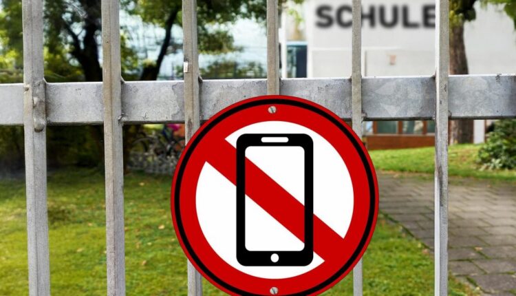 Ndalimi i telefonave në shkollat e mesme, nxënësit kundër masës