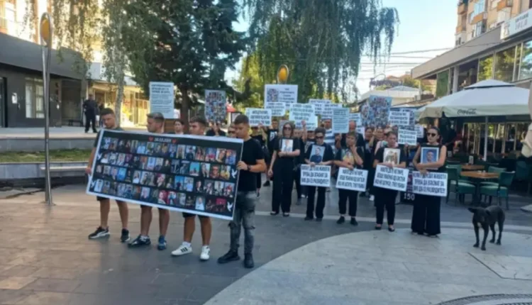 Vinica i bashkohet “Marshimit të Engjëjve” në kujtim të viktimave të tragjedisë në Koçan
