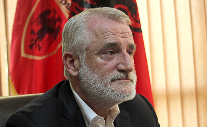 Lideri i PDSH-së Thaçi takohet me Ambasadorin e BE-së në Shkup: theksohet nevoja për përshpejtimin e integrimit ne BE