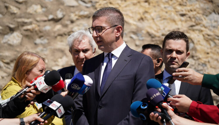 Mickoski: Projektet në infrastrukturën hekurudhore po realizohen me dinamikë të pazvogëluar