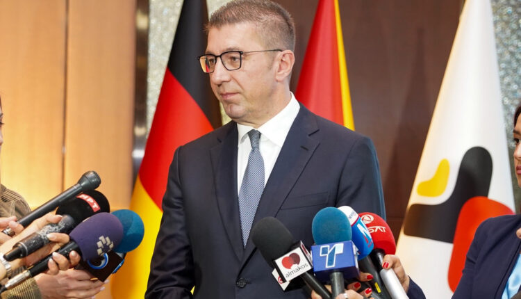 Mickoski: Në muajt e ardhshëm do të ketë zgjerim të ri të barnave në listën pozitive
