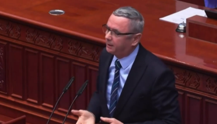 Rexhepi: Mickoski premtoi ndryshime kushtetuese për gjuhën shqipe