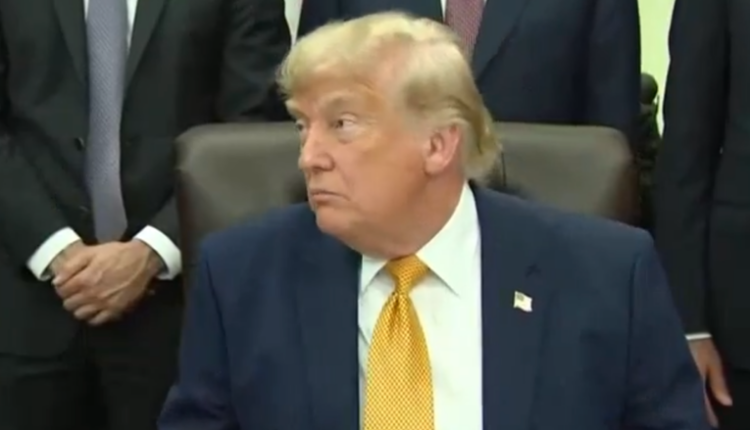 Trump paralajmëron Evropën: Ne shpenzojmë triliona për t’i mbrojtur nga Rusia, dhe ata na thonë “JO”
