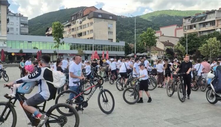 “Xhiro n’Tetovë” me biçikletë! Qytetarët kërkojnë infrastrukturë më të sigurt për çiklistët