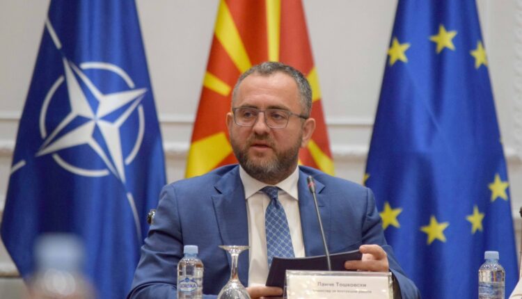 Toshkovski alarmon: Dhuna në familje është rritur me 67%, nuk guxojmë ta lejojmë të zhvendoset në shkolla
