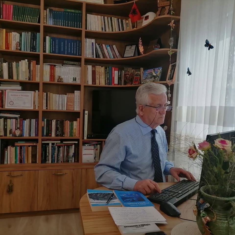 Profesori universitar Zeqirja Rexhepi mbështet protestën e tetovarëve të Premten në Tetovë