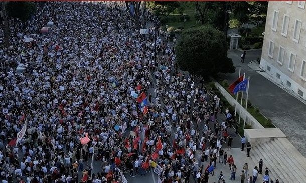dita-e-11-te-e-protestes-qytetaret-kerkojne-largimin-e-rames
