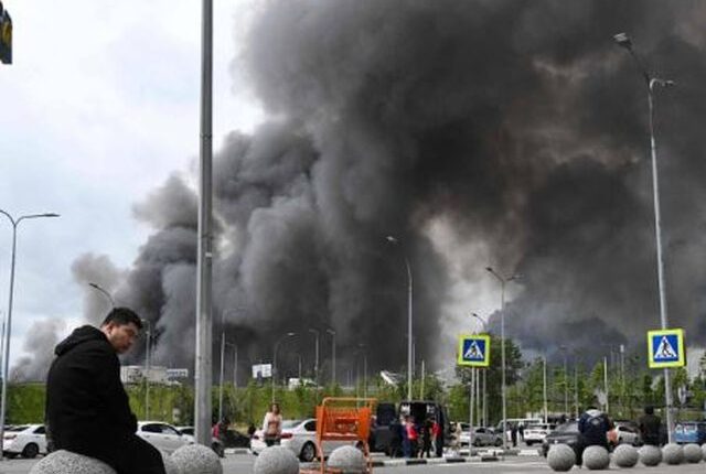 Ukraina godet sërish Moskën me dhjetëra dronë, mbyllen katër aeroportet e kryeqytetit rus pas alarmit ajror