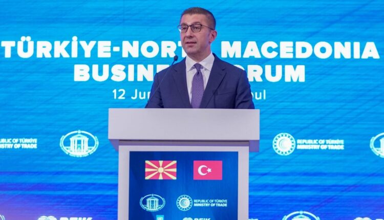 Mickoski u bën thirrje biznesmenëve turq të investojnë në Maqedoni