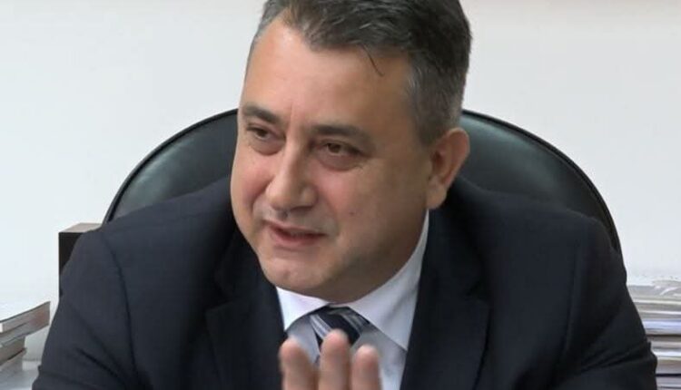Rustemi demanton VLEN-in: Shpifje, nuk ka pasur asnjë tender për gardhe mbrojtëse gjatë mandatit tim