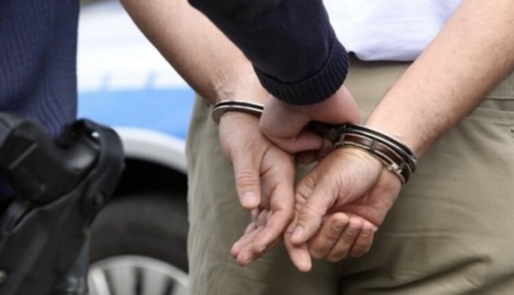Kërcënoi një grua me thikë në Qendrën e Azilit në Shkup, arrestohet 29-vjeçari i kërkuar me urdhëresë gjyqësore