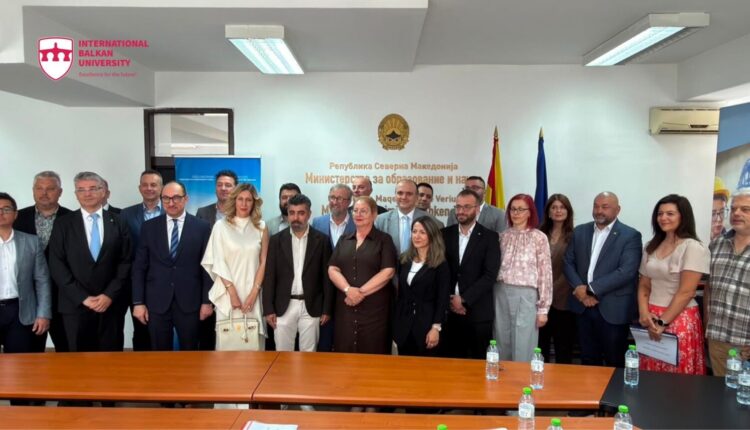 IBU fiton projekt ndërkombëtar kërkimor “CLEAR-AI” për inteligjencën artificiale në arsim