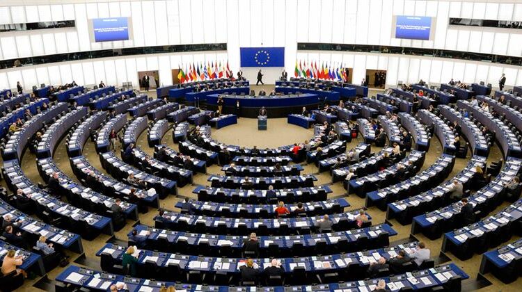 Në Komisionin për Punë të Jashtme të Parlamentit Evropian u miratuan 11 amendamente kompromisi dhe dy amendamente të eurodeputetëve bullgarë