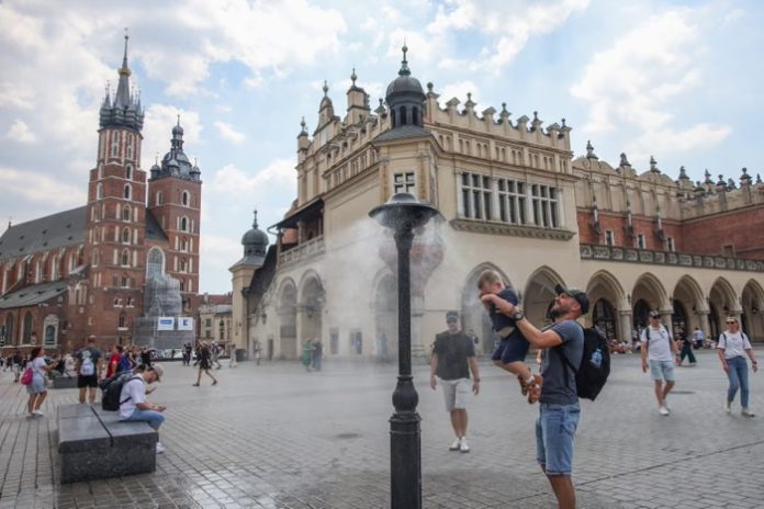 Vala e të nxehtit ekstrem përfshinë Europën  Gjermania mbi 40°C  qindra viktima në Spanjë