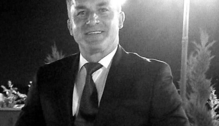 Arsimi nuk forcohet duke i detyruar mësimdhënësit të ndryshojnë rolin e tyre…në asistentë arsimor