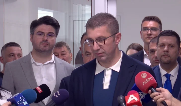 Mickoski: Të premten dhe të shtunën takime me VLEN-in dhe ZNAM-in për rikonstruimin