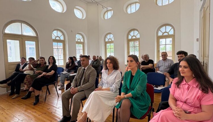 Në Fakultetin e Arteve të Universitetit të Tetovës u mbajt koncerti tradicional vjetor