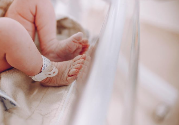 Për rreth gjashtë muaj janë realizuar mbi 4 mijë lindje në Klinikën e Gjinekologjisë në Kosovë