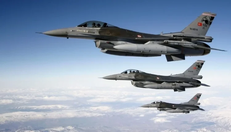 Greqia raporton gjashtë shkelje të hapësirës ajrore nga avionët turq në Egje, dy F-16 ishin të armatosur