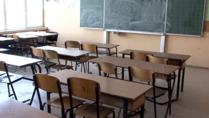 Sot përfundon viti shkollor për filloristët dhe nxënësit e shkollave të mesme  nisin regjistrimet dhe matura shtetërore