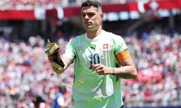 Zvicra   Bosnja  Publikohen formacionet zyrtare  Granit Xhaka e nisë nga fillimi