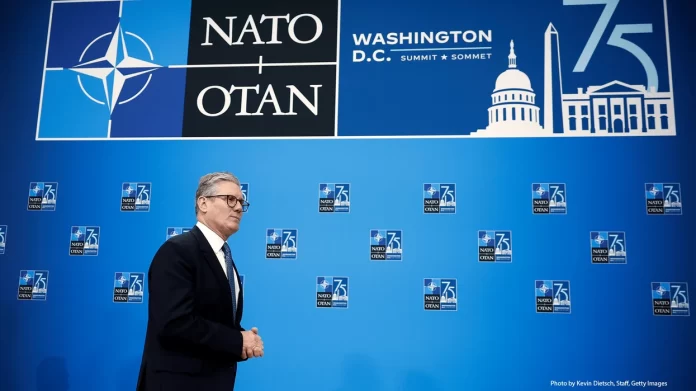 Kryeministri britanik  Rusia mund të sulmojë një vend të NATO s brenda katër viteve