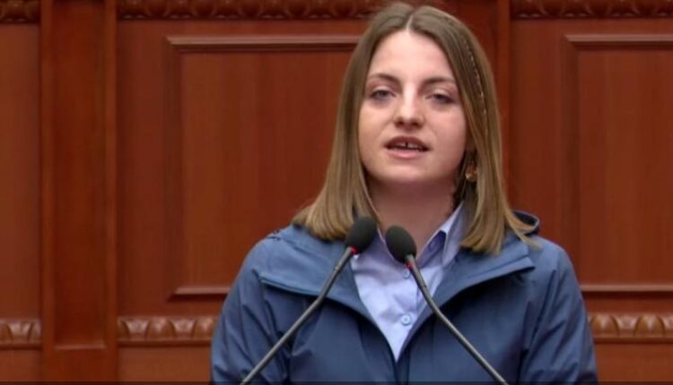 U largua nga PS, Marjana Koçeku zëvendësohet nga Erion Malaj në Komitetin për Stabilizim-Asociimin