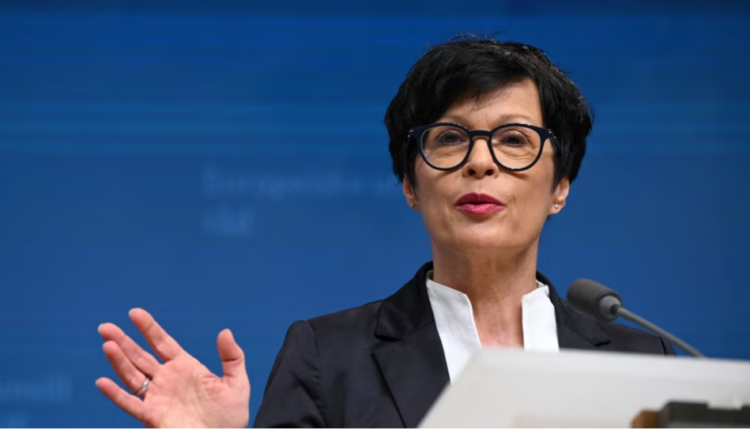 Kos uron Kurtin për fitoren në zgjedhje, kërkon kompromis nga partitë në Kosovë