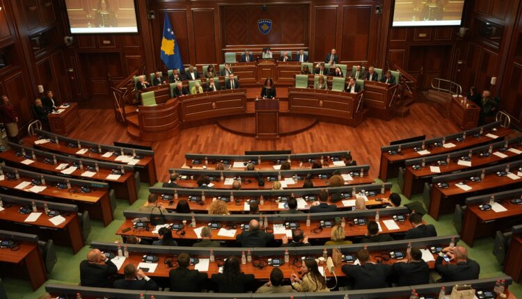 “Konstituimi i Kuvendit s’mund të zgjasë më shumë se 30 ditë, përndryshe vendi shkon në zgjedhje”