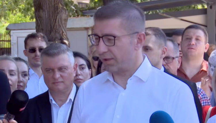 Mickoski: Rikonstruimi i Qeverisë pritet të formalizohet deri në fund të muajit
