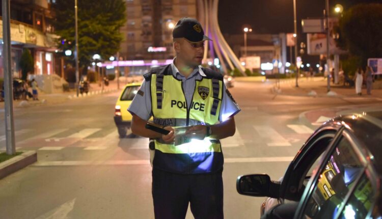 15 persona privohen nga liria për shkelje në trafik