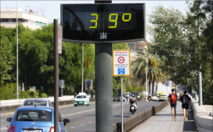 temperaturat-perveluese-ne-zvicer-sot-u-regjistruan-39-grade