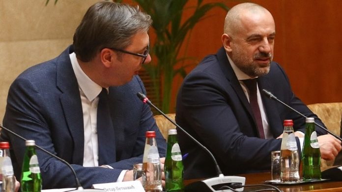 Vuçiq  Radoiçiq nuk ndiqet për krim  por për shkak të Kosovës