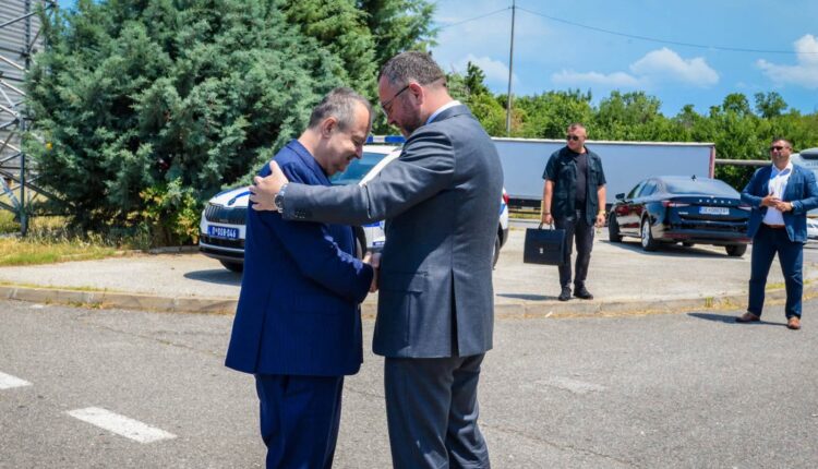 Toshkovski dhe Daçiç nga Tabanoci nisin fushatën “Udhëto i pushuar”, apel për më shumë siguri në rrugë