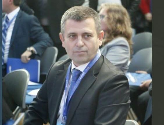 Nazif Bushi: Liria e medias nuk negociohet, kërcënimet ndaj Rami Mislimit duhet të ndëshkohen