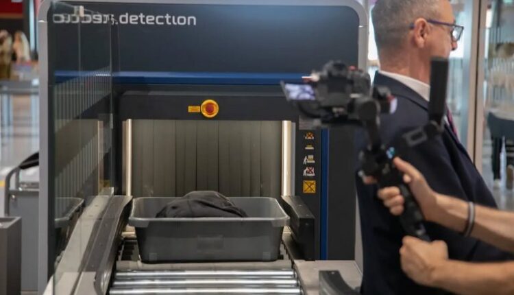 Aeroporti i Shkupit: Udhëtarët s’kanë nevojë t’i nxjerrin nga çanta laptopët, tabletët dhe telefonat
