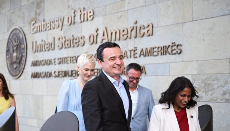 Kosova ende pa hapa diplomatikë për rikthimin e Dialogut Strategjik me SHBA-në