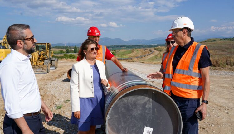 Bozhinovska në terren: Projekti strategjik që do të ndryshojë pamjen energjetike – interkonektori me Greqinë po ndërtohet me ritëm të përshpejtuar, synohet të përfundojë vitin e ardhshëm