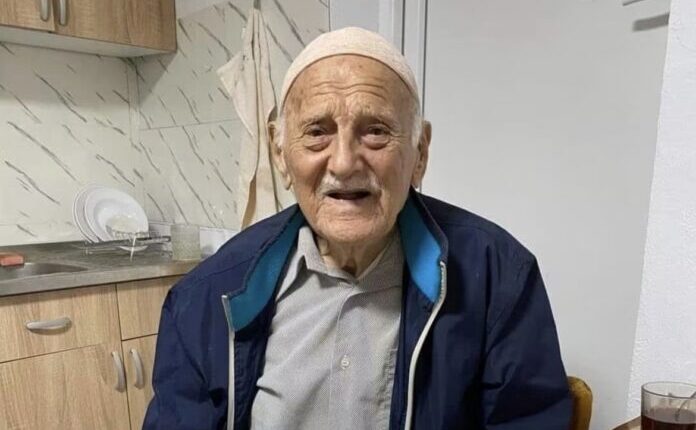 Ndërron jetë në moshën 107-vjeçare Aga Ibush, banori më i moshuar i Çairit