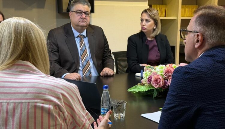Ministri Goran Minçev takon përfaqësuesin e SIGMA-s, vazhdon bashkëpunimi për reformën në administratën publike