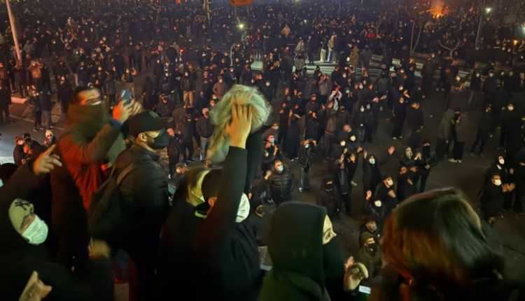 Një kolonel iranian u vra gjatë protestave të janarit, tani 16 njerëz mund të dënohen me vdekje