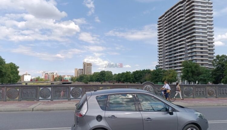 Dezinsektim tokësor kundër mushkonjave nga e hëna deri të enjten në Shkup