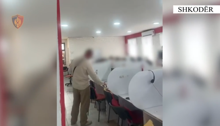 Zbulohet një call center në Shkodër, arrestohen 4 persona. Procedohen 61 punonjës