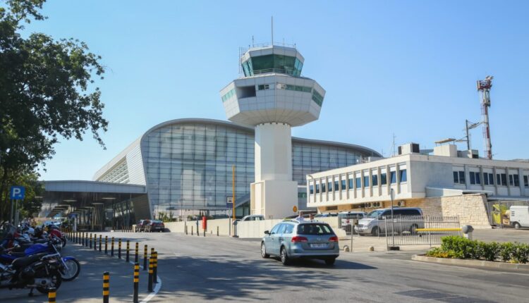 Stuhia e fortë paralizon Aeroportin në Dubrovnik, avionët ridrejtohen në vendet fqinje