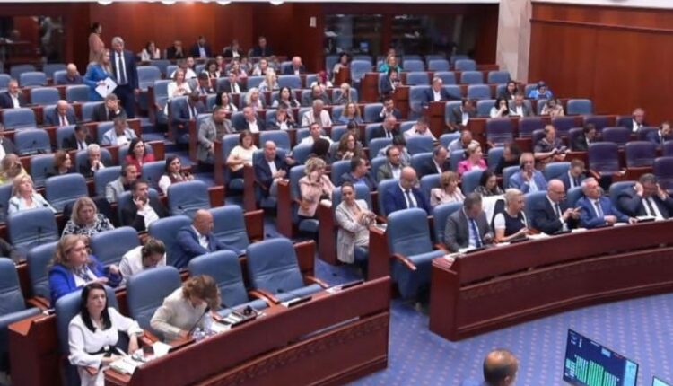 Nuk tërhiqet Ligji për përfaqësim të drejtë, shumica nuk e pranoi propozimin e opozitës