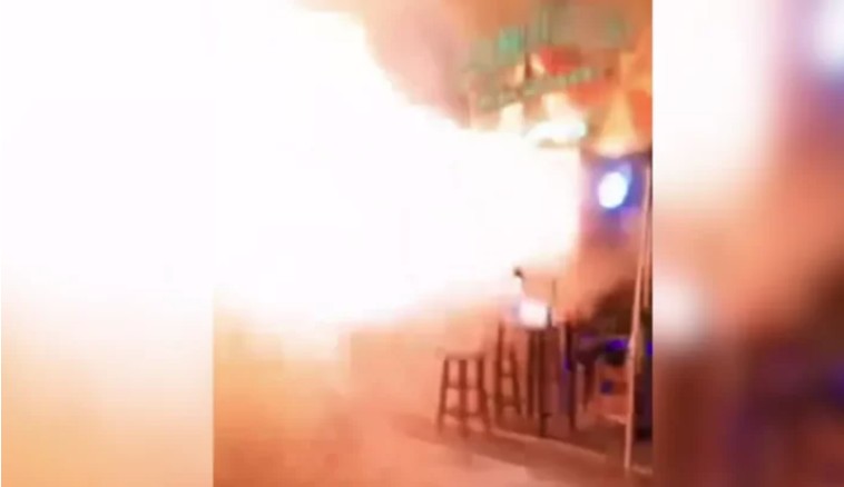 Tragjedi në Bangkok  Të paktën 27 persona humbin jetën nga zjarri që përfshiu një bar  dhjetëra të plagosur