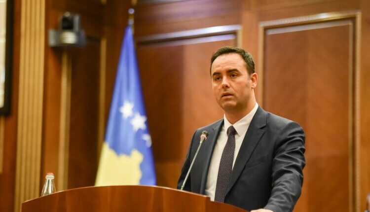 Konjufca reagon pas deklaratave të Zelenskyt: Keqardhje, qëndruam krah Ukrainës, i vendosëm sanksione Rusisë