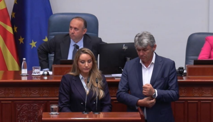 Dauti bllokon seancën, kërkon përgjigje nga Mickoski për pyetjen parlamentare