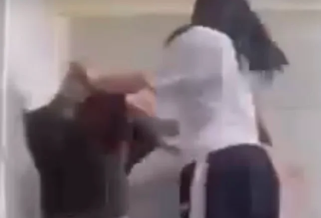 Policia kapi 3 adoleshentet në Kumanovë  Viktima 14 vjeçe denoncoi rastin pas postimit në rrjet